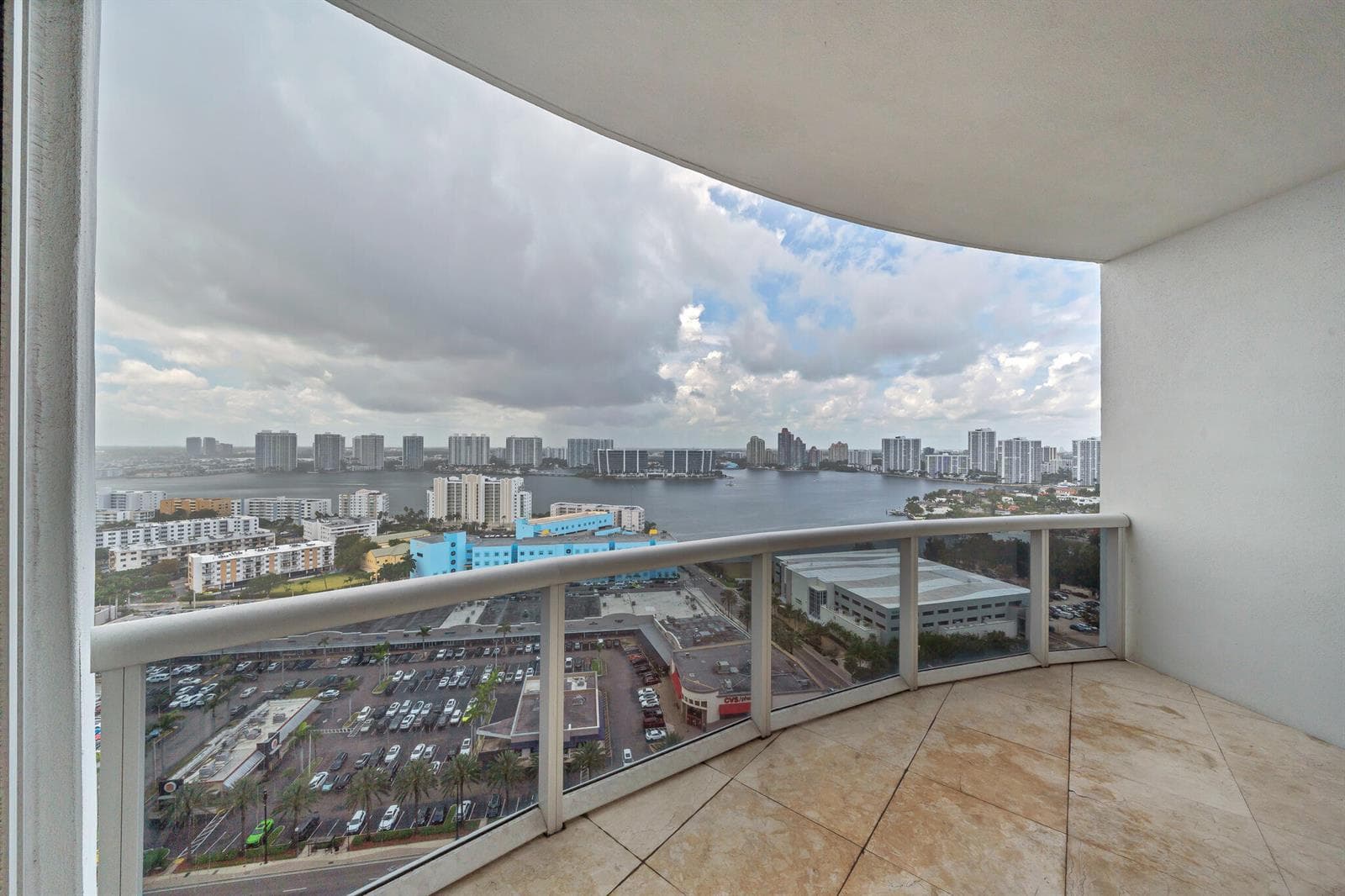 18201 Collins Avenue # 3301a, Sunny Isles Beach FL 33160 — 33