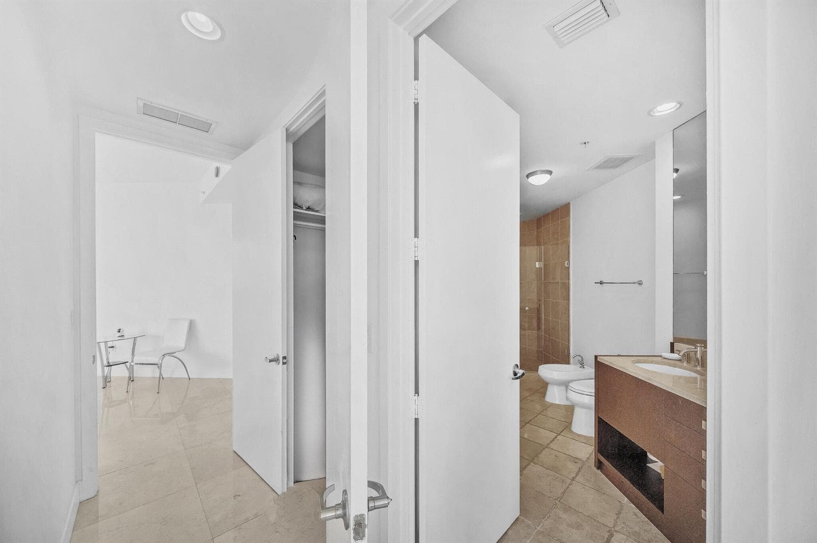 18201 Collins Avenue # 3301a, Sunny Isles Beach FL 33160 — 44