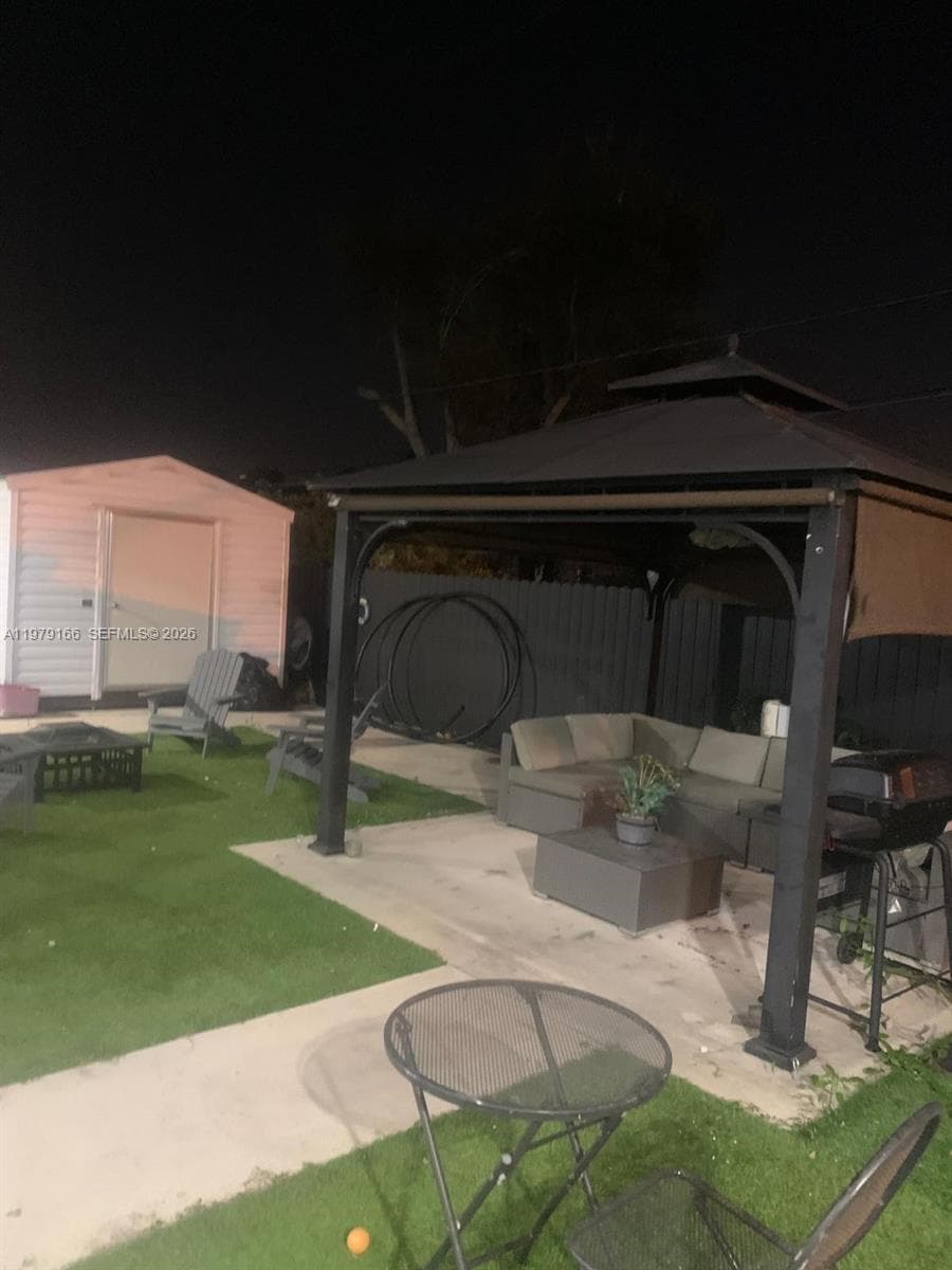 1720 NW 110th Ter, Miami FL 33167 — 16