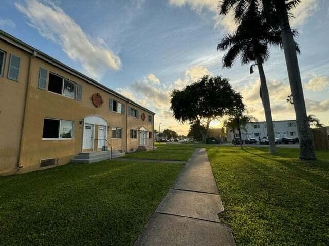206 NW 84th Street # 206, Miami FL 33150 — 1