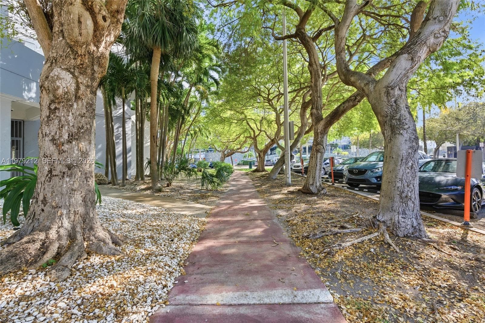 6900 Bay Dr # 10H, Miami Beach FL 33141 — 42