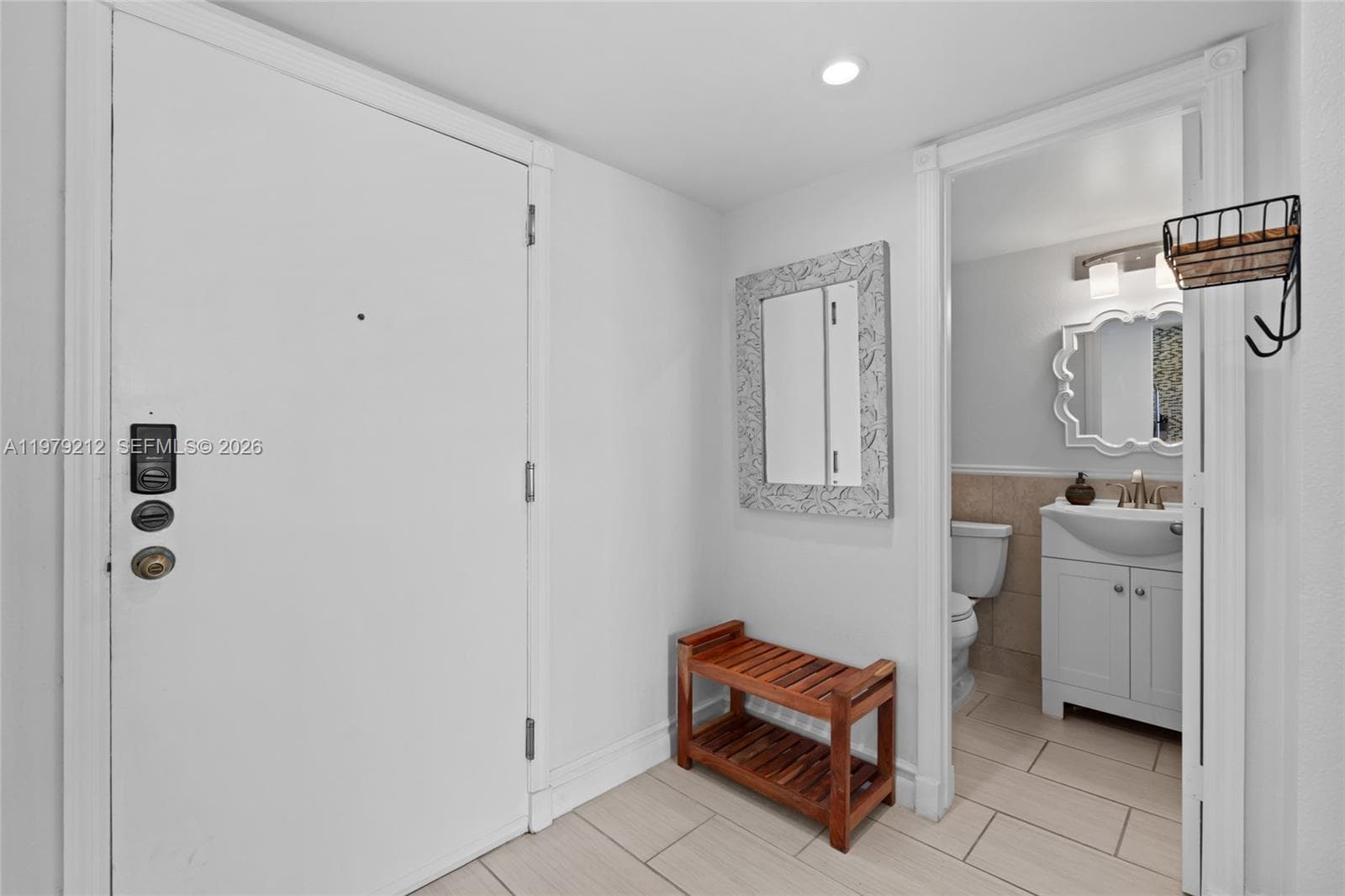 6900 Bay Dr # 10H, Miami Beach FL 33141 — 17