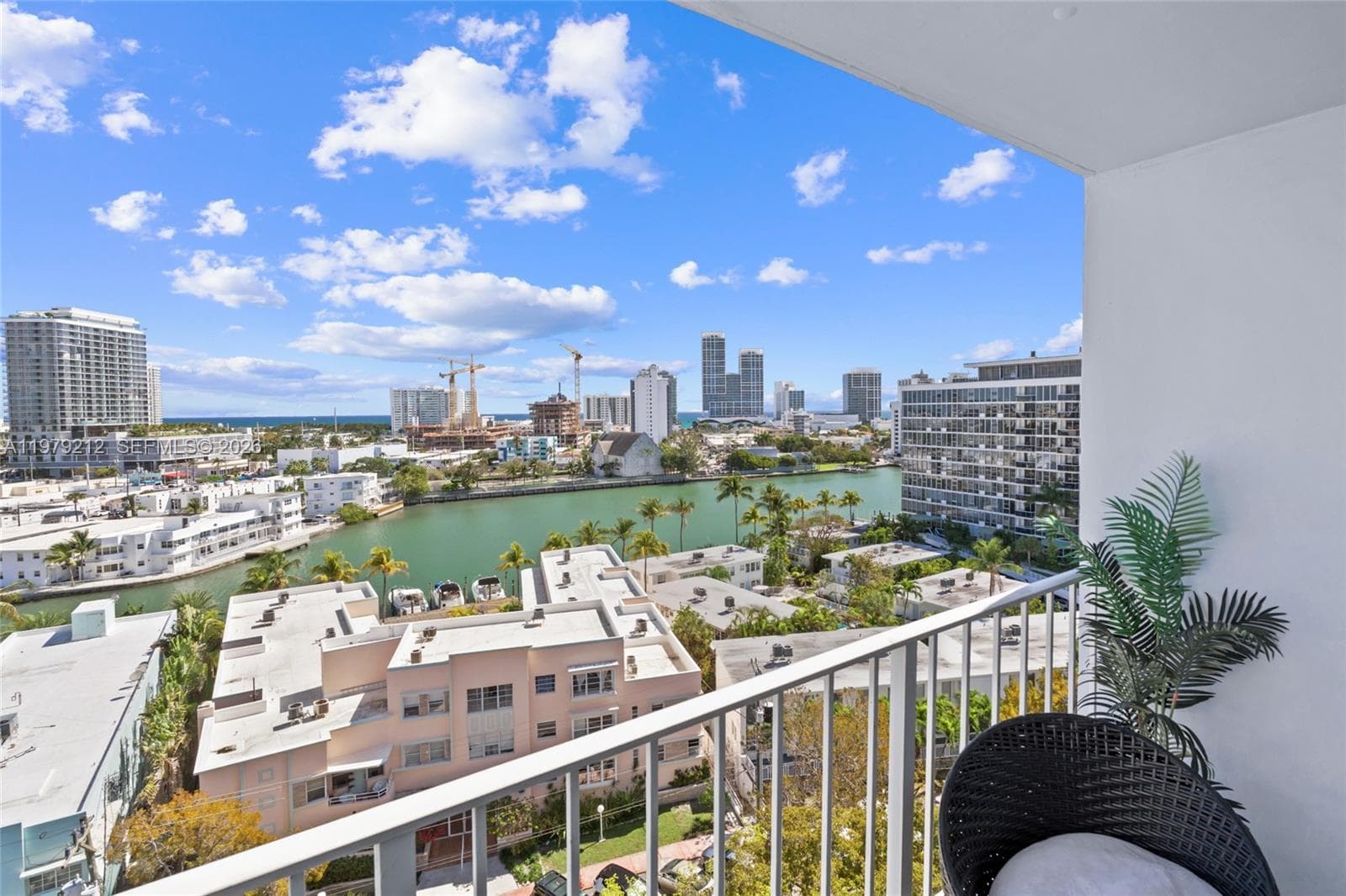 6900 Bay Dr # 10H, Miami Beach FL 33141 — 14