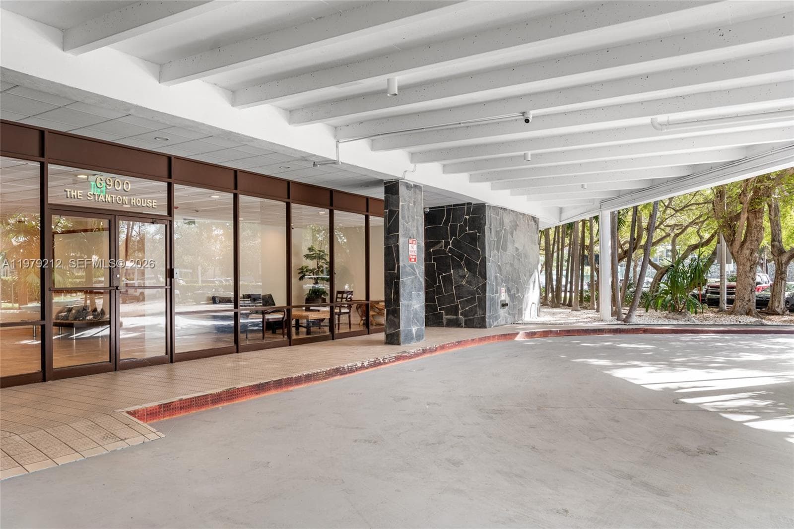 6900 Bay Dr # 10H, Miami Beach FL 33141 — 40
