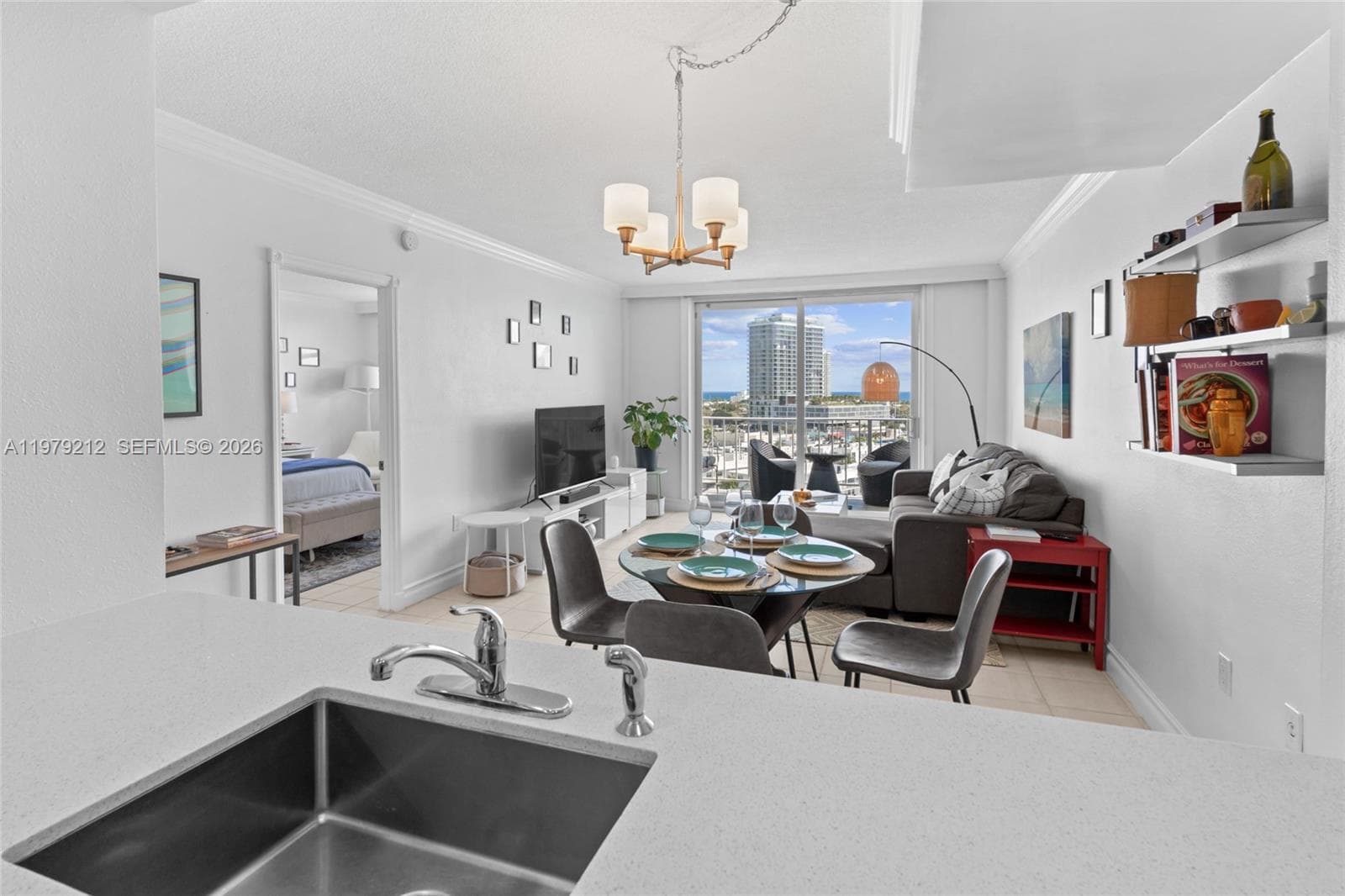 6900 Bay Dr # 10H, Miami Beach FL 33141 — 8