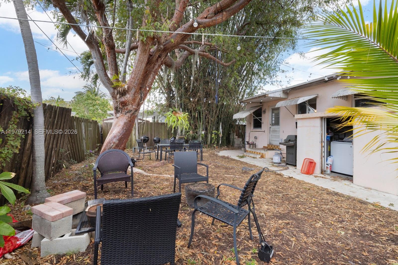 2710 SW 28th Ct, Miami FL 33133 — 16