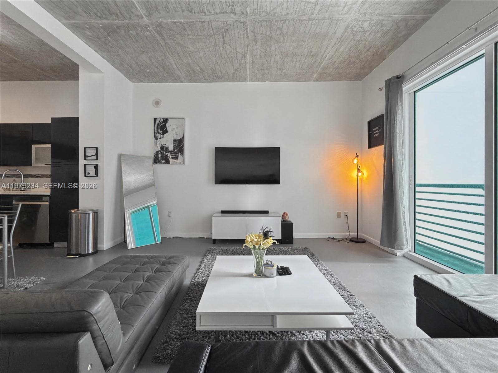234 NE 3rd St # 608, Miami FL 33132 — 15