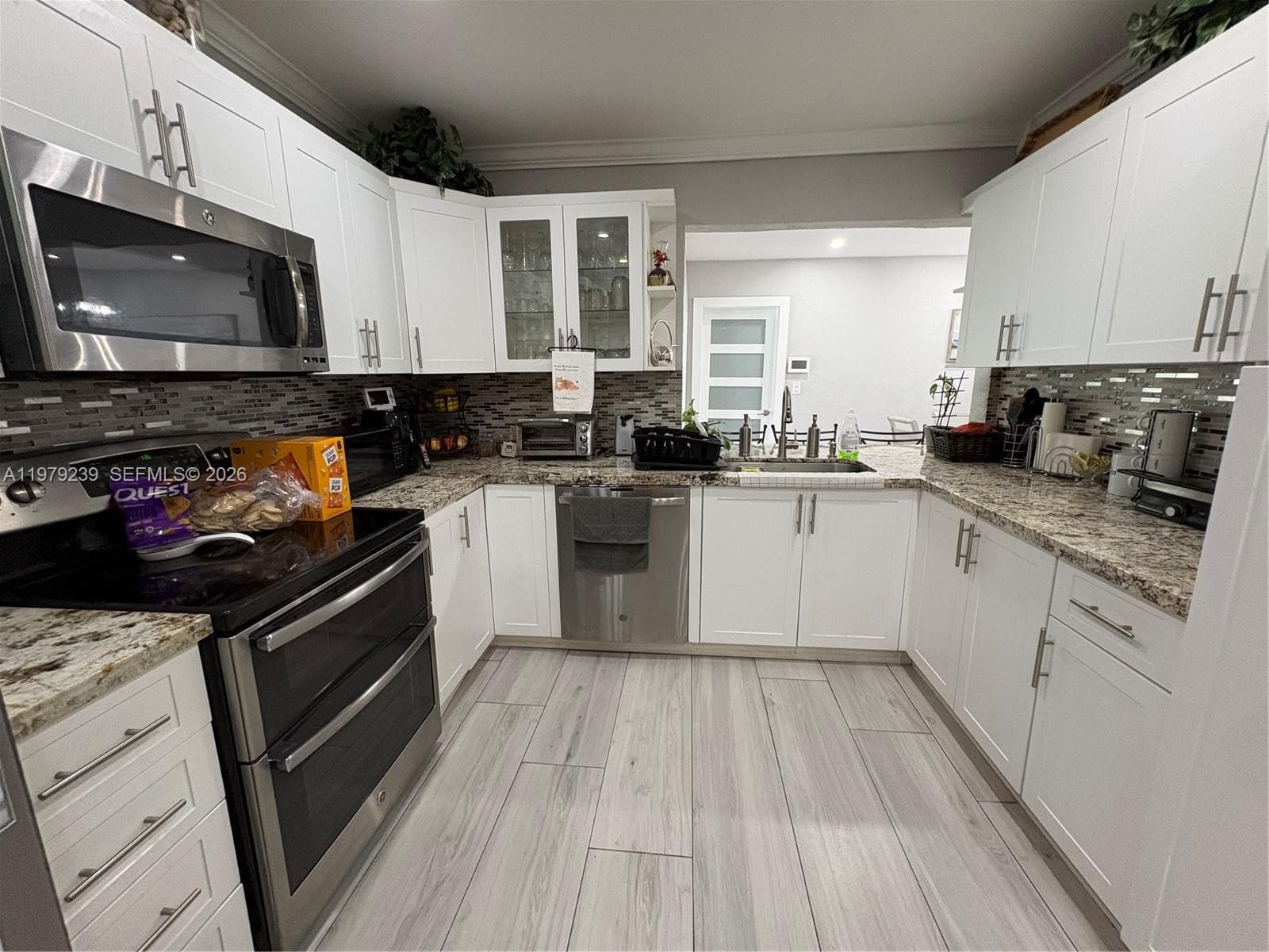 160 South Dr, Miami Springs FL 33166 — 23
