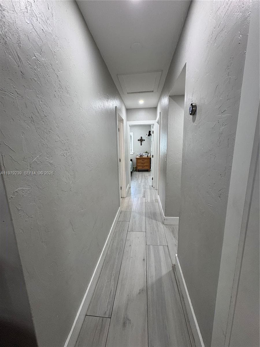 160 South Dr, Miami Springs FL 33166 — 28