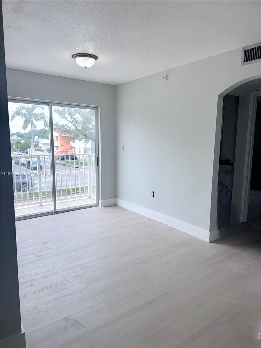 3201 W Flagler St # 102, Miami FL 33135 — 8