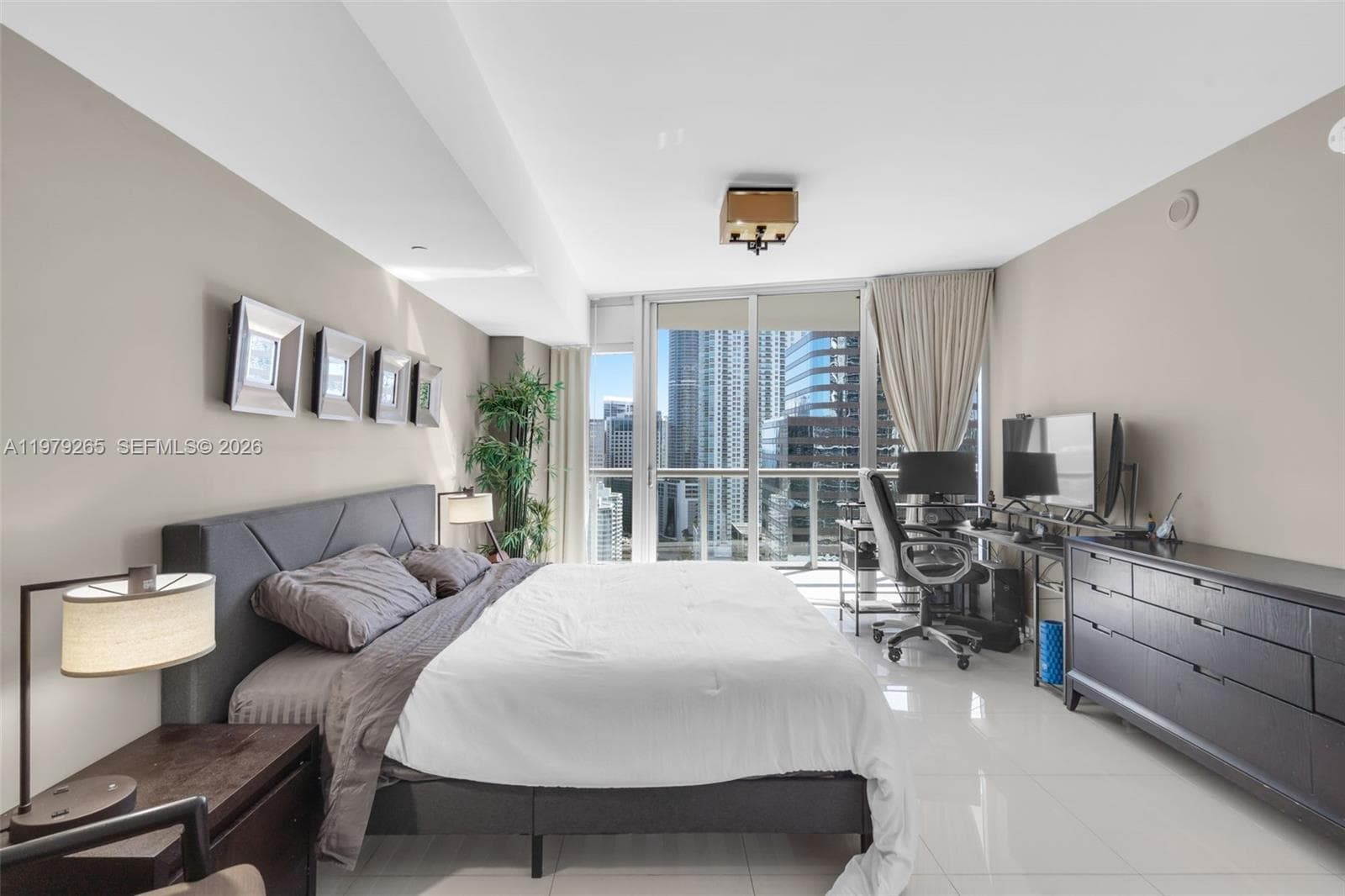 495 Brickell Ave # 2909, Miami FL 33131 — 13