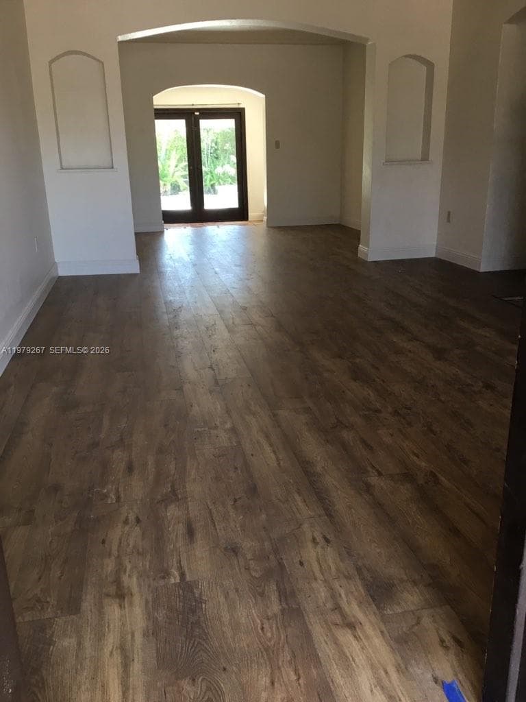 8927 Hawthorne Ave, Surfside FL 33154 — 17
