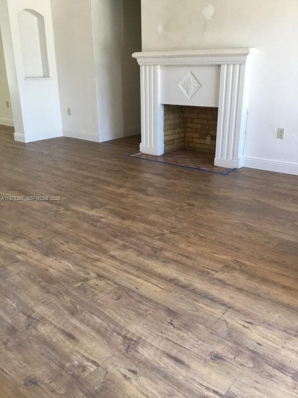 8927 Hawthorne Ave, Surfside FL 33154 — 18