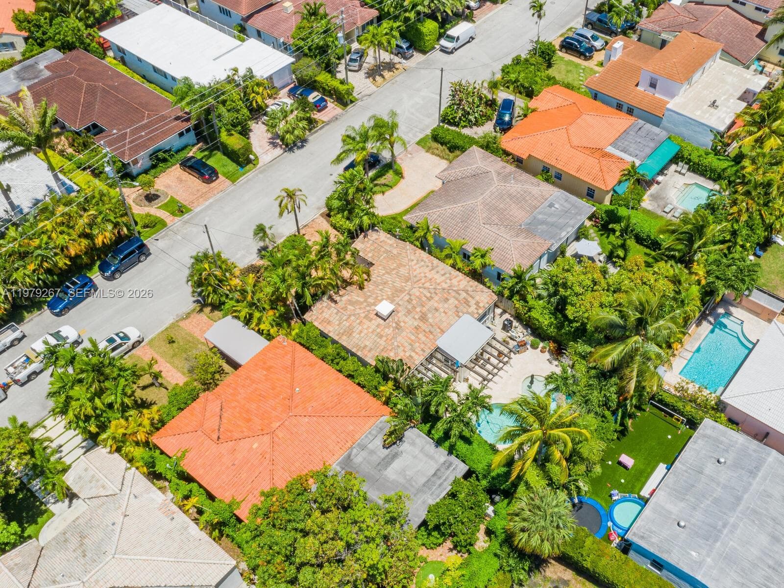8927 Hawthorne Ave, Surfside FL 33154 — 31