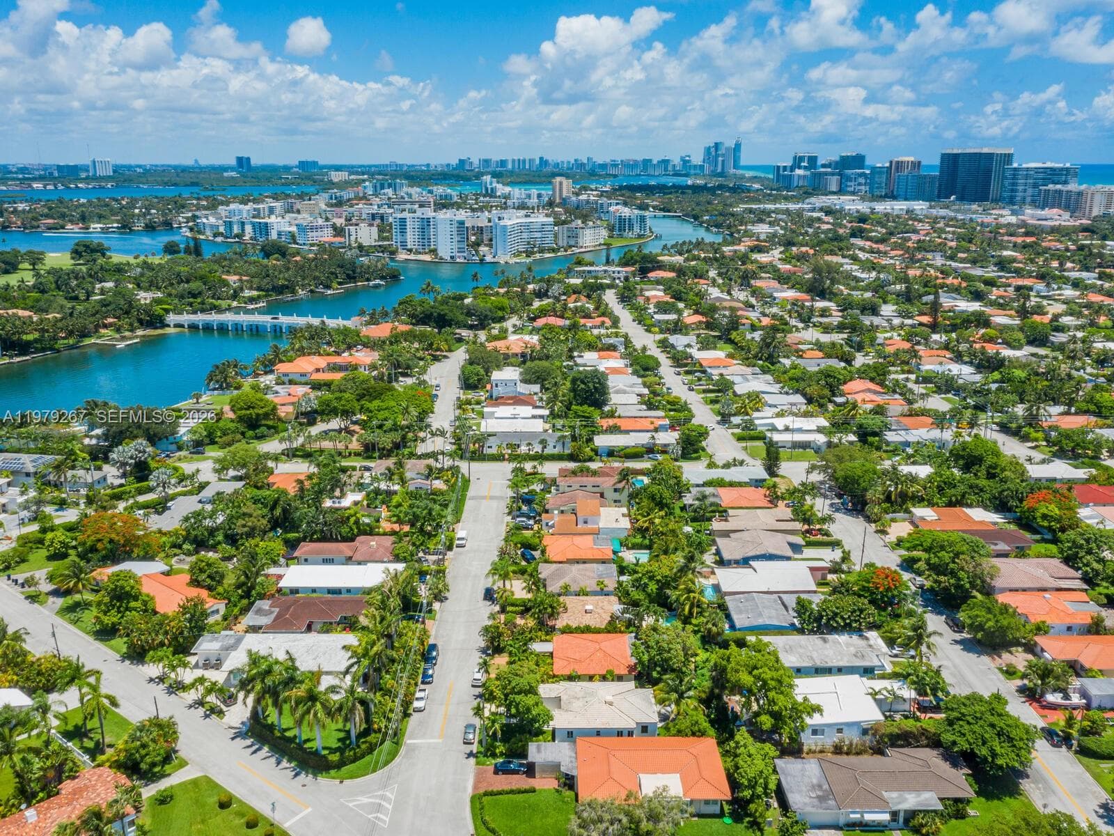 8927 Hawthorne Ave, Surfside FL 33154 — 39