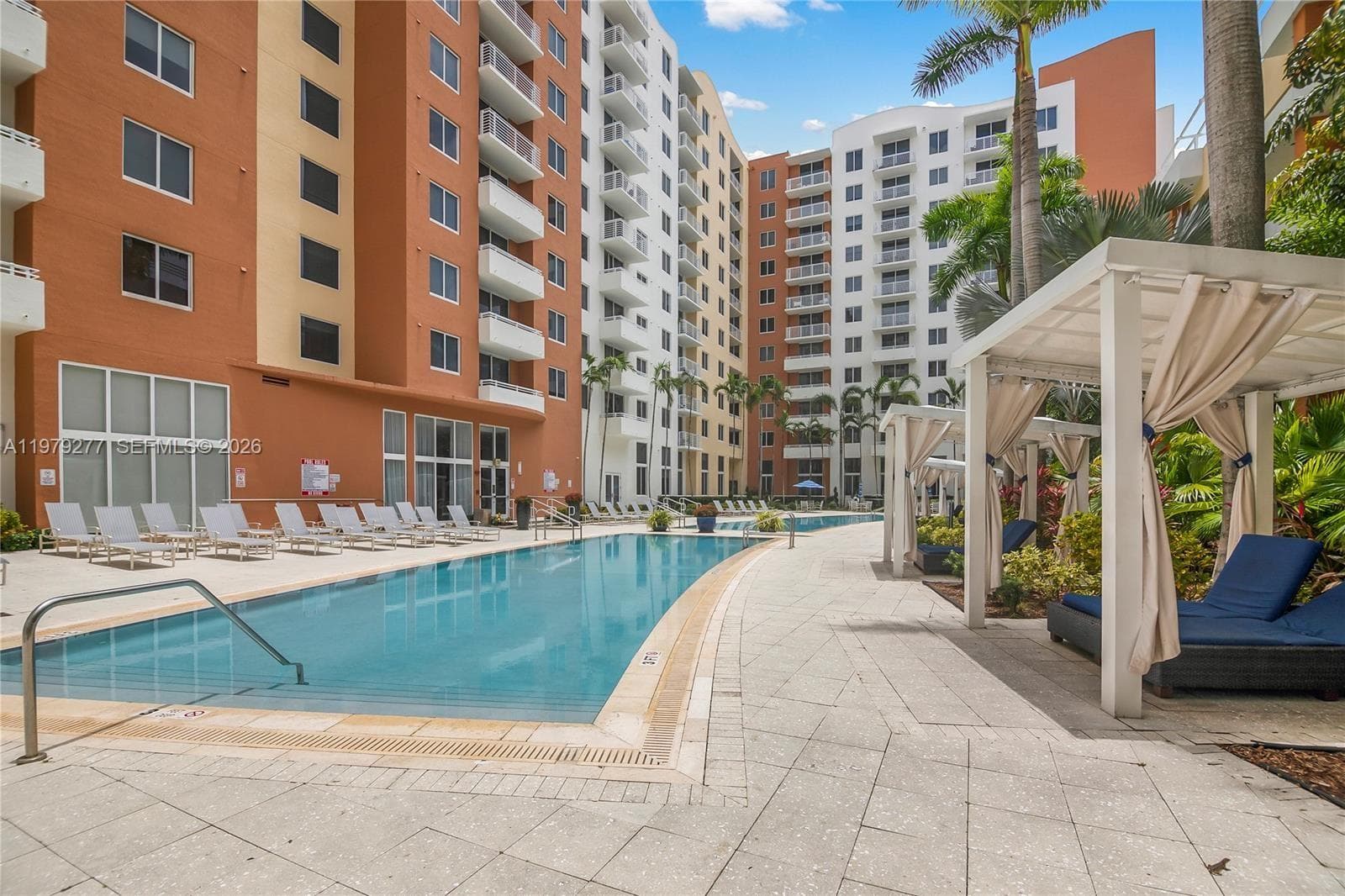 18800 NE 29th Ave # 914, Aventura FL 33180 — 11