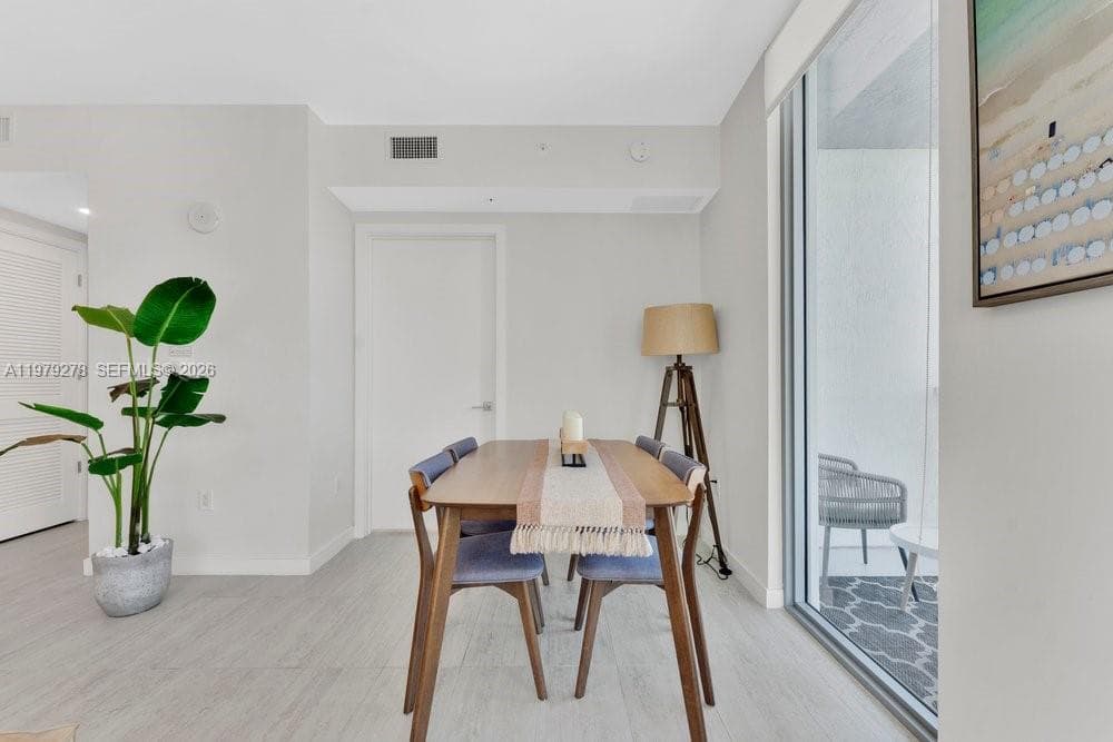 3900 Biscayne Blvd # 1101, Miami FL 33137 — 14