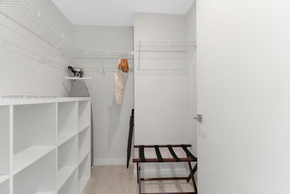 3900 Biscayne Blvd # 1101, Miami FL 33137 — 18