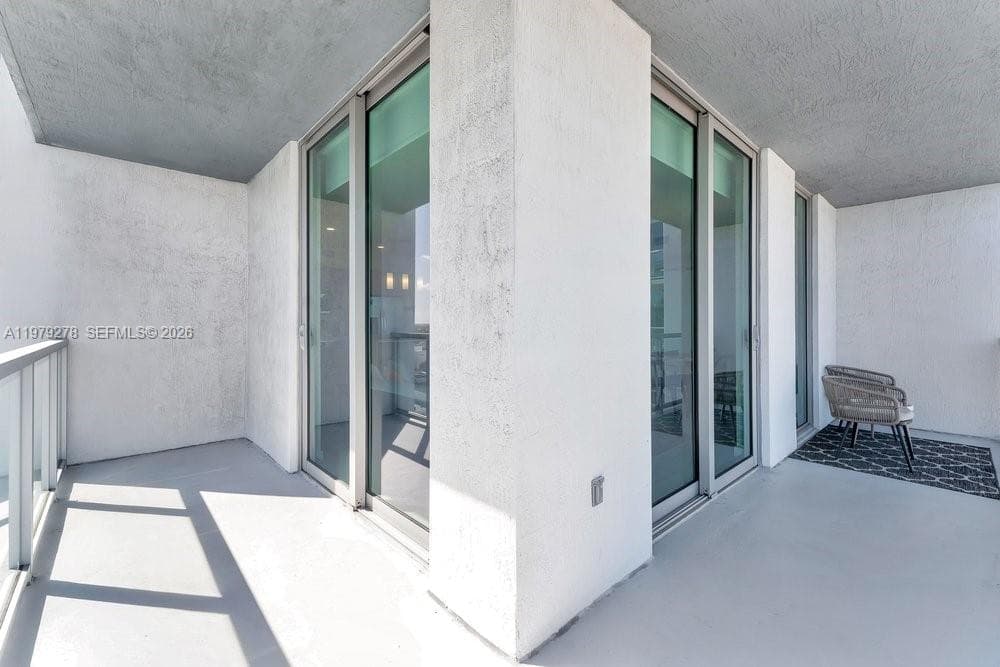 3900 Biscayne Blvd # 1101, Miami FL 33137 — 25