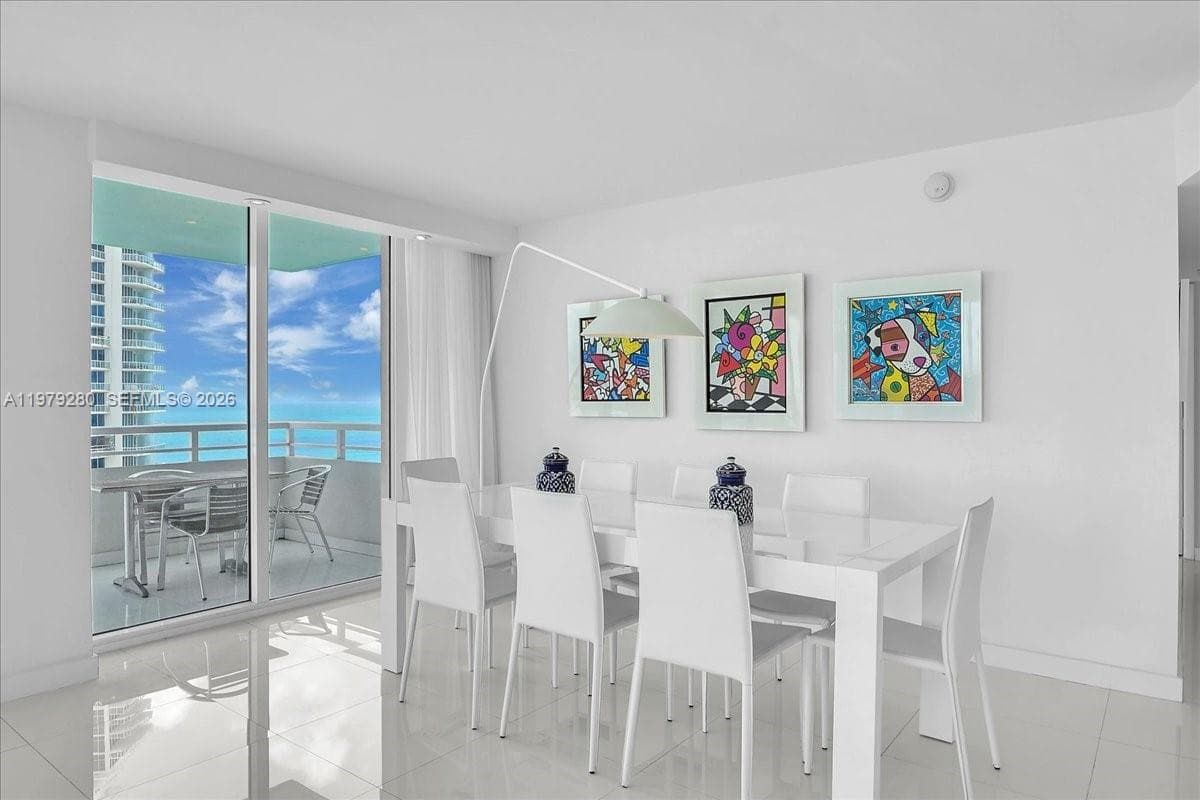 400 S Pointe Dr # 1910, Miami Beach FL 33139 — 24