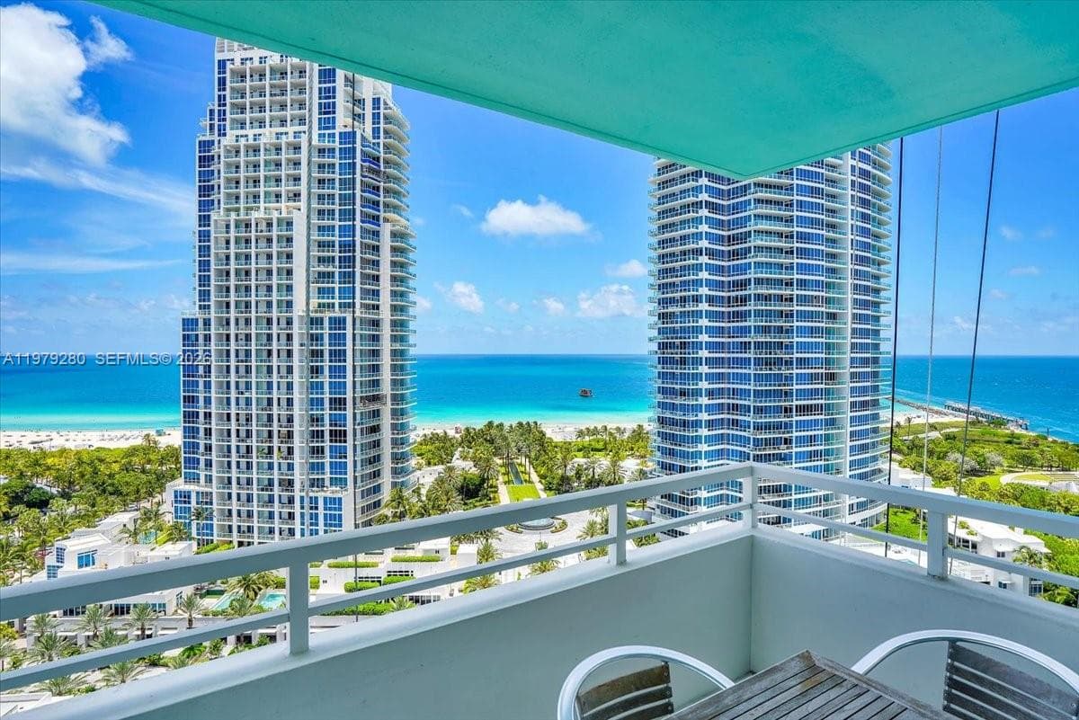 400 S Pointe Dr # 1910, Miami Beach FL 33139 — 11