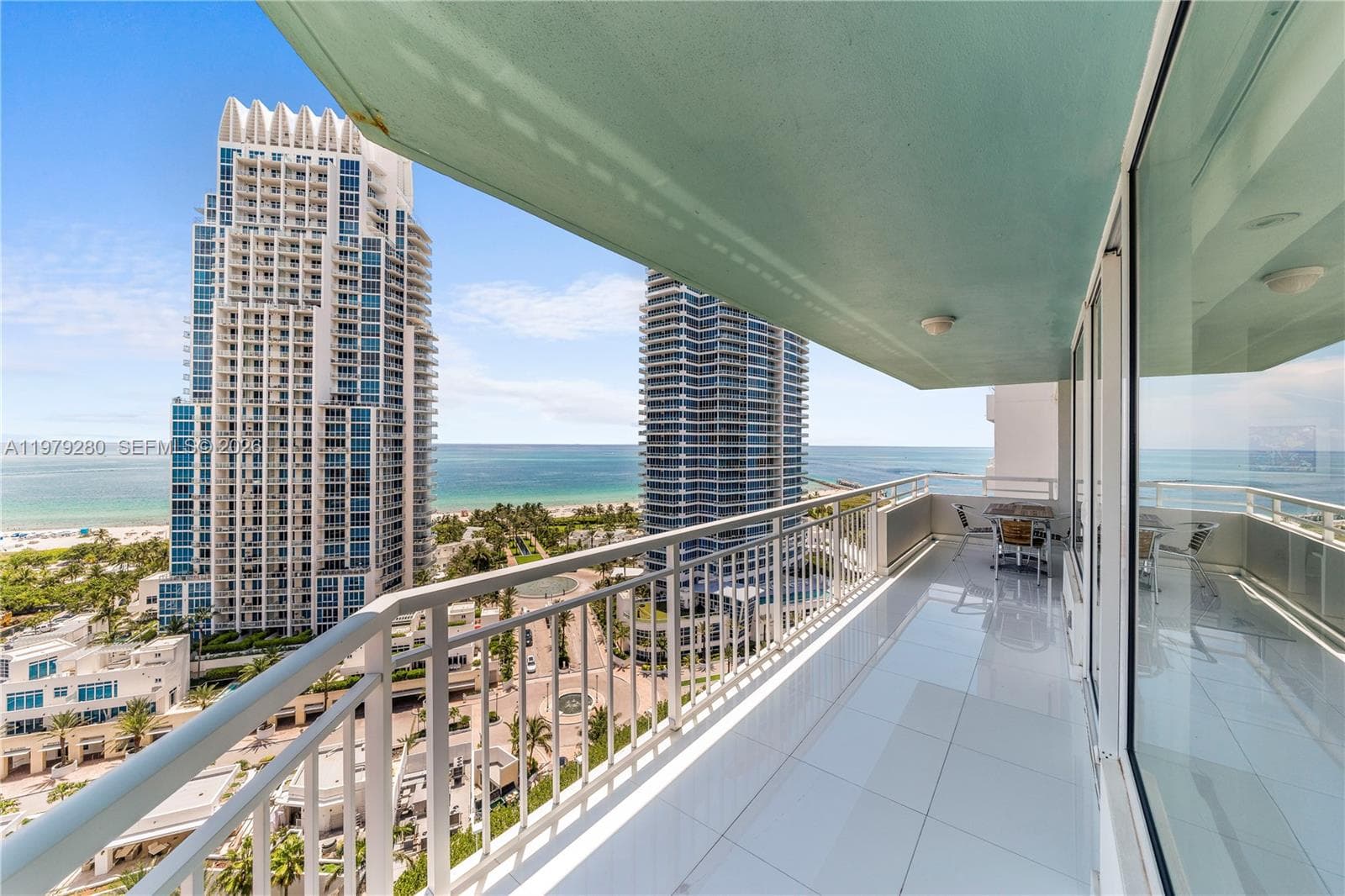 400 S Pointe Dr # 1910, Miami Beach FL 33139 — 35
