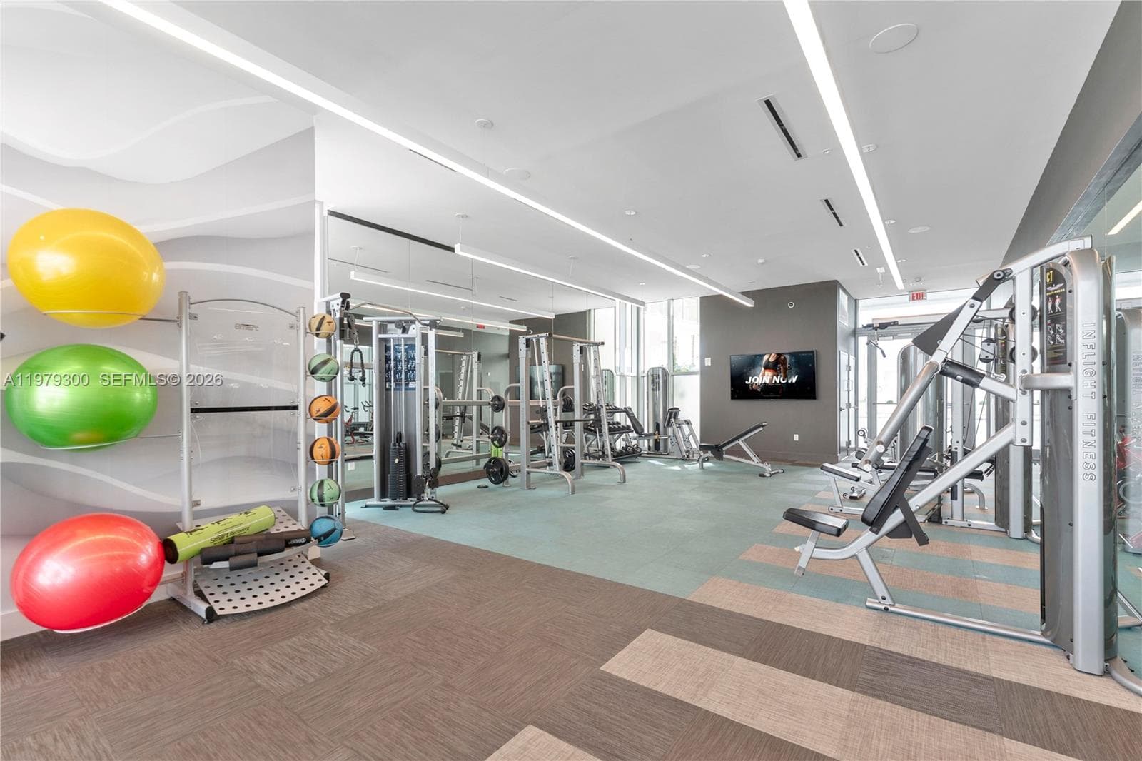 3900 Biscayne Blvd # 916, Miami FL 33137 — 27