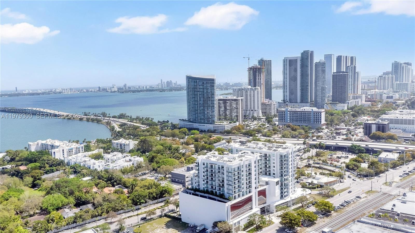 3900 Biscayne Blvd # 916, Miami FL 33137 — 32