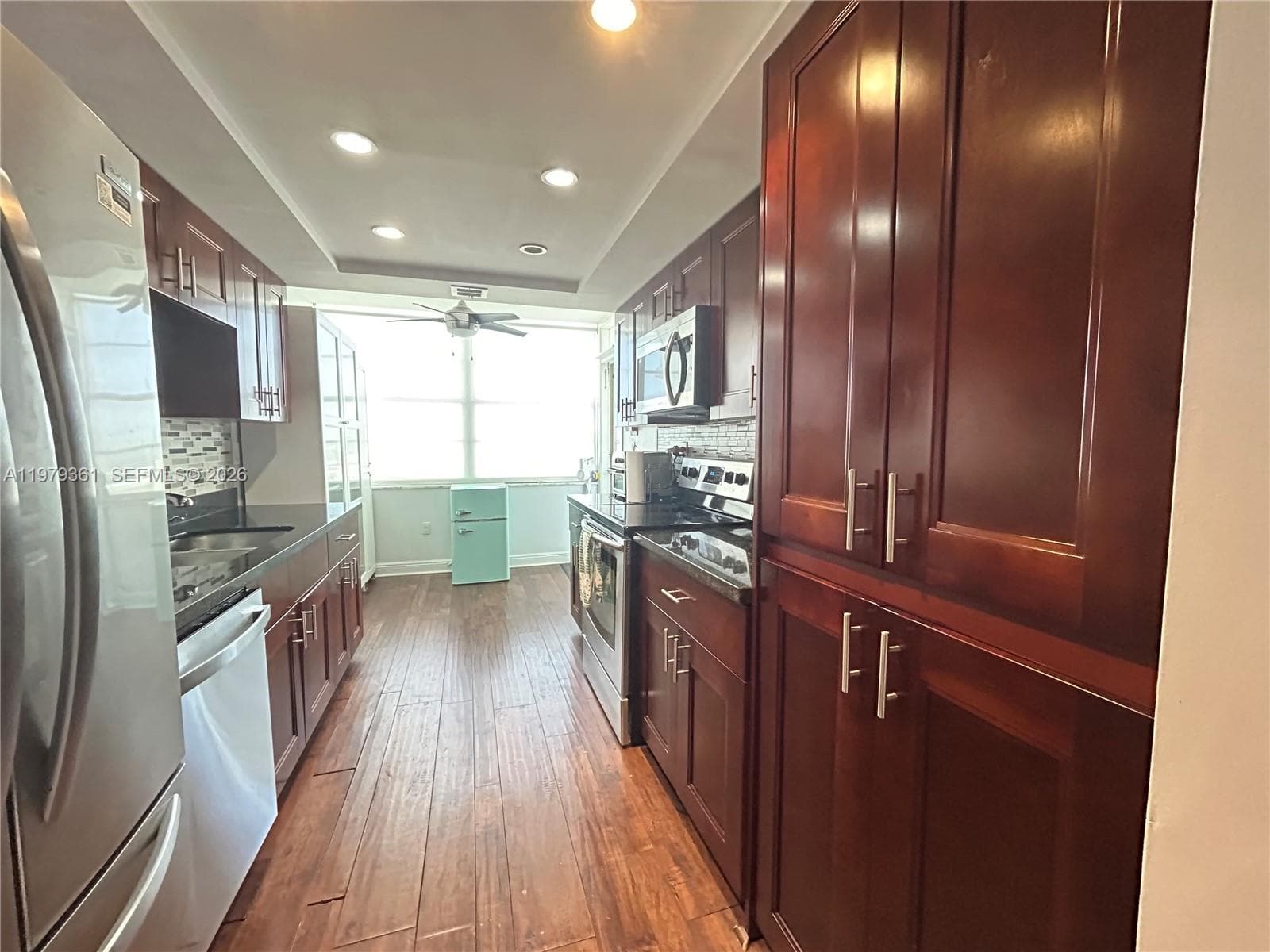 18031 Biscayne Blvd # 904, Aventura FL 33160 — 7