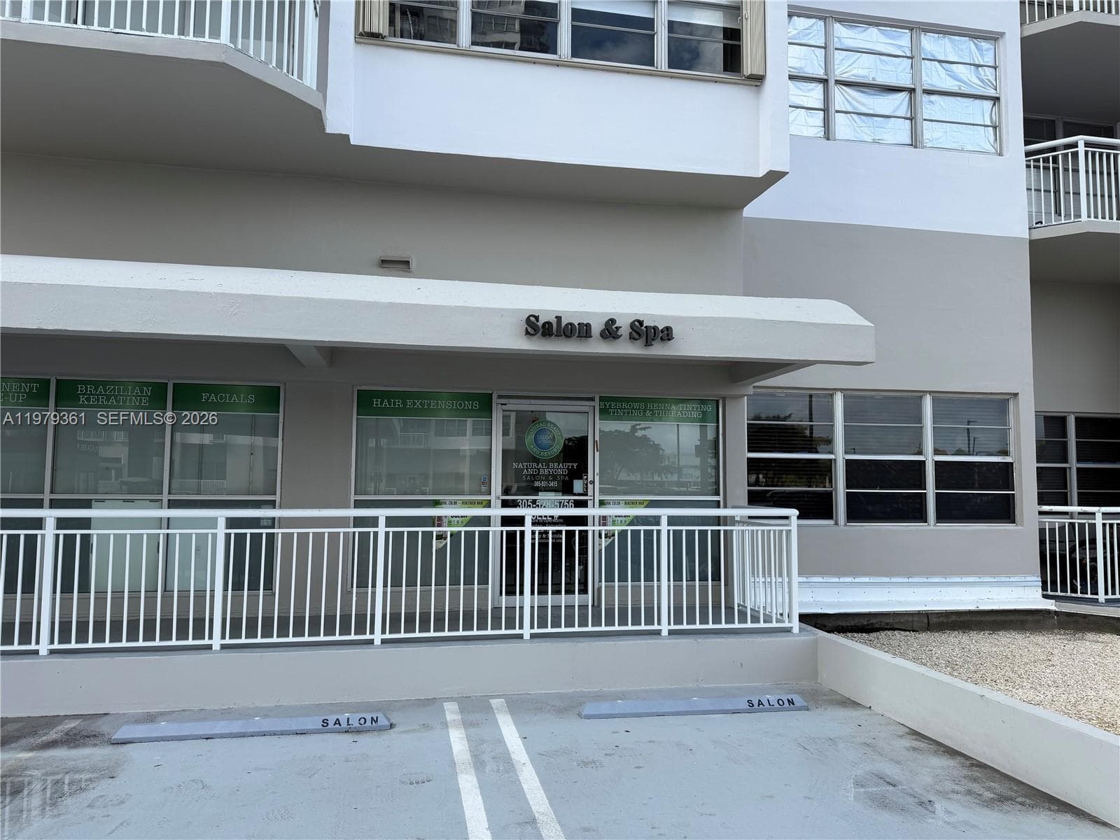 18031 Biscayne Blvd # 904, Aventura FL 33160 — 31