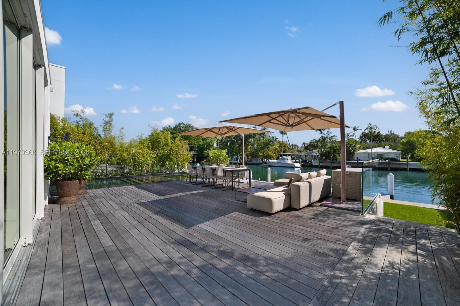 1051 W 48th St # 4, Miami Beach FL 33140 — 17