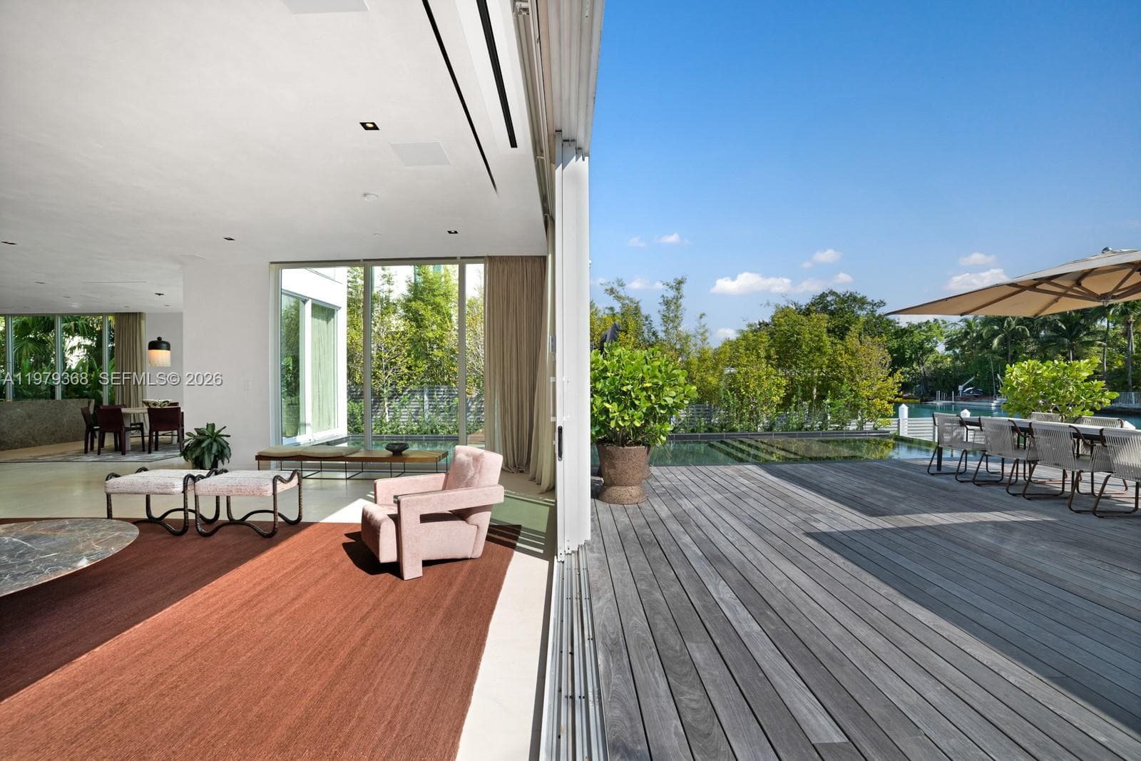 1051 W 48th St # 4, Miami Beach FL 33140 — 16