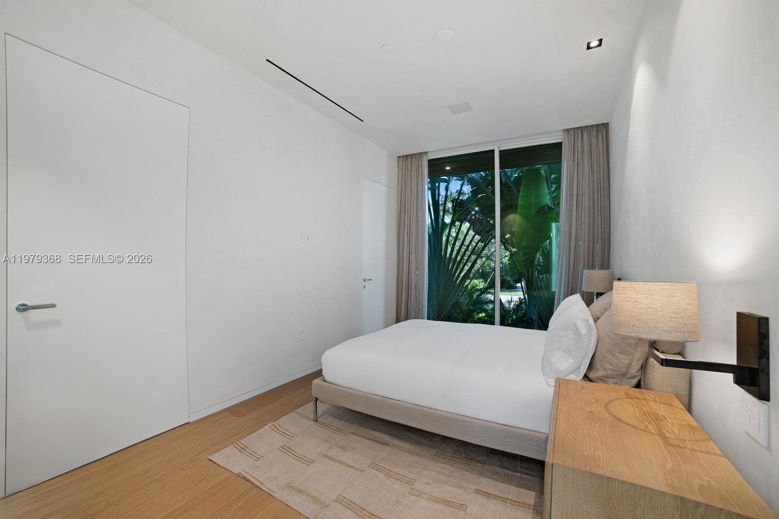 1051 W 48th St # 4, Miami Beach FL 33140 — 26