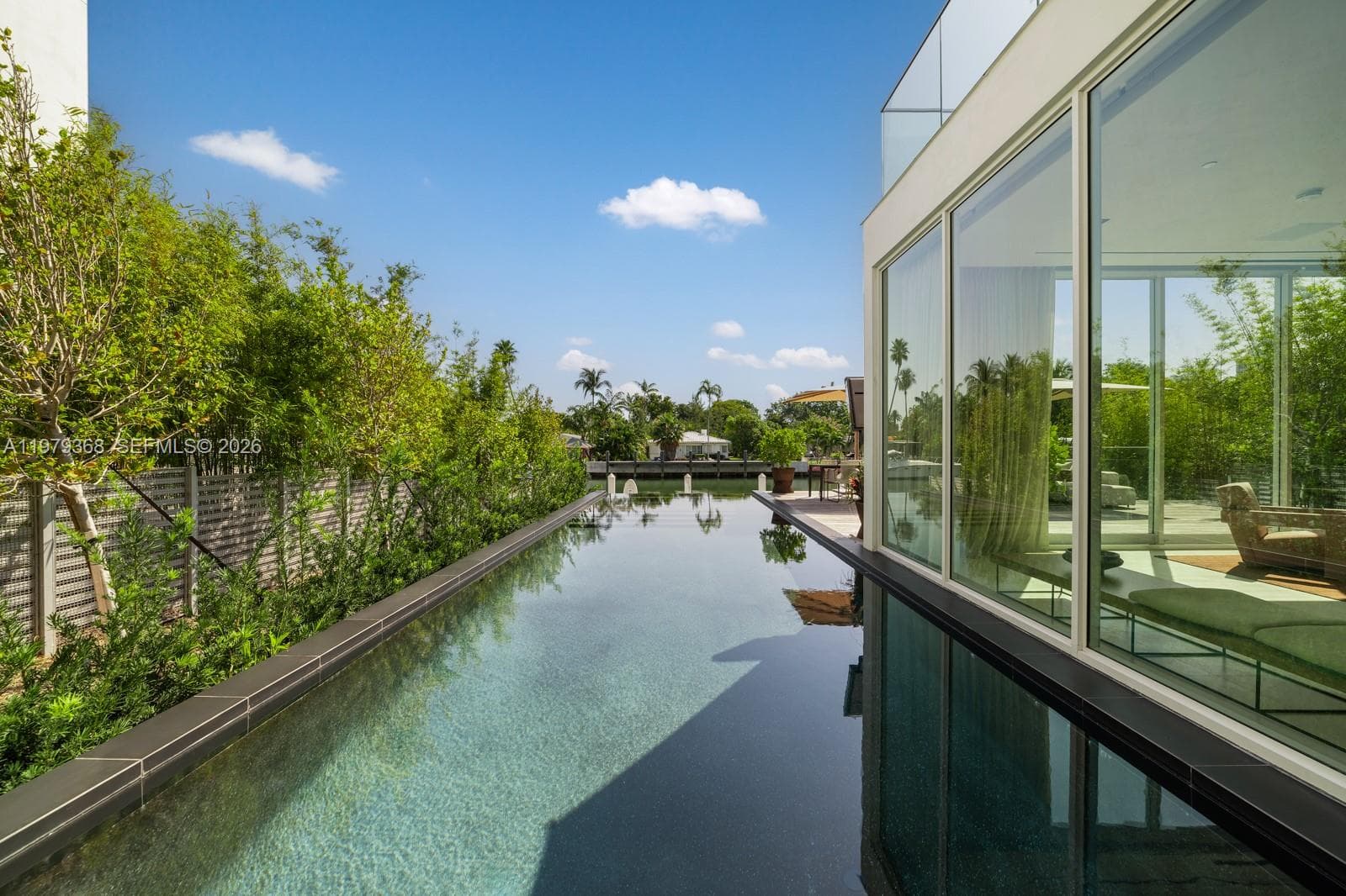 1051 W 48th St # 4, Miami Beach FL 33140 — 22