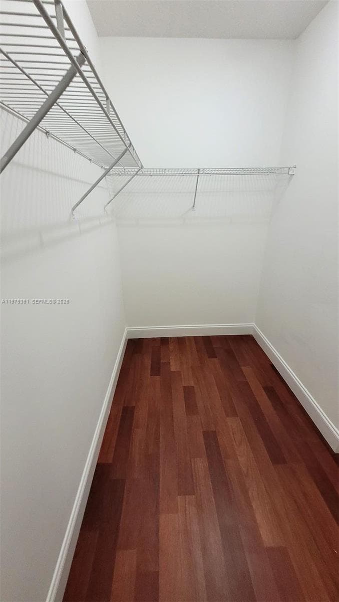 41 SE 5th St # 709, Miami FL 33131 — 17