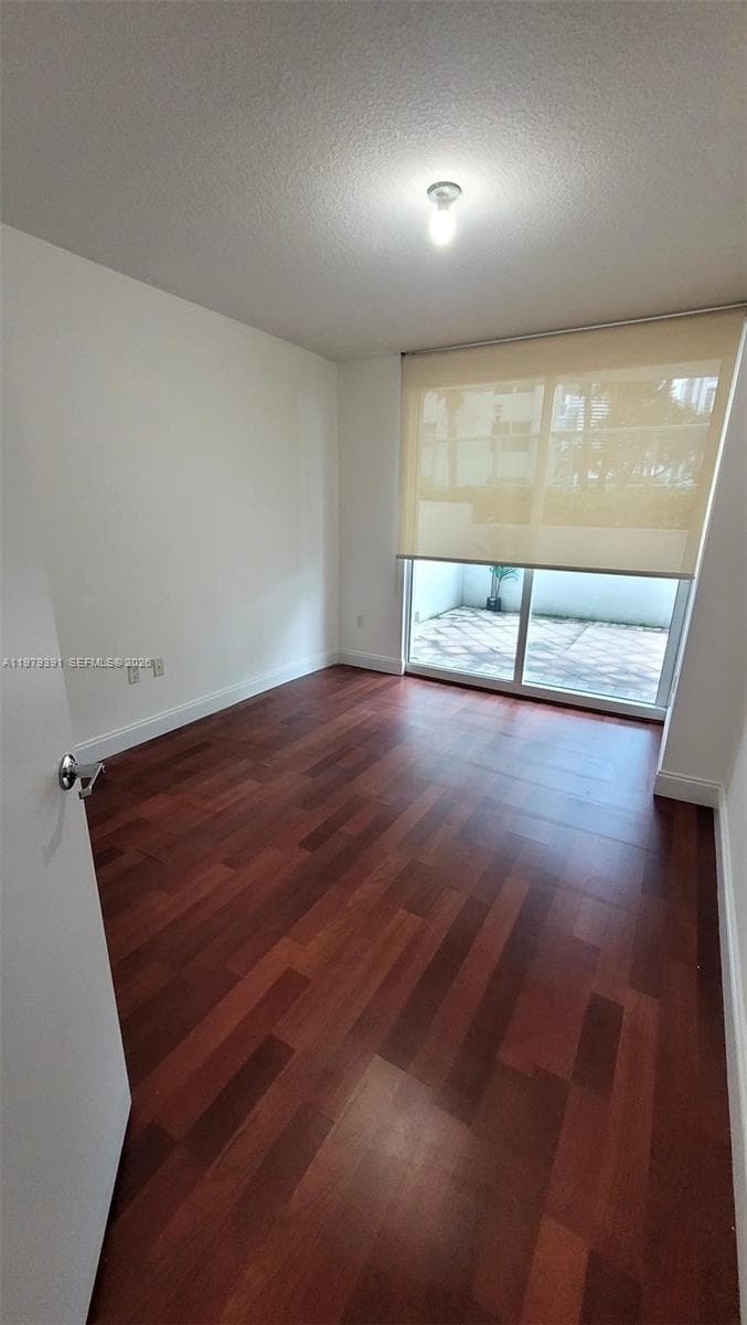 41 SE 5th St # 709, Miami FL 33131 — 12