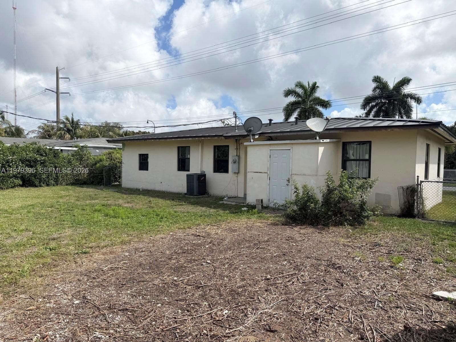 19320 NW 7th Ave, Miami Gardens FL 33169 — 5