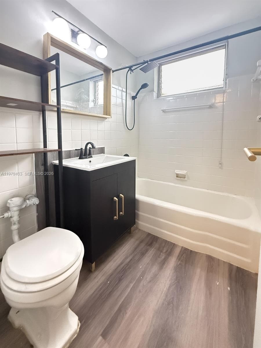 7720 Harding Ave # 3, Miami Beach FL 33141 — 10