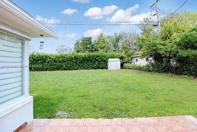 7325 SW 98th Ct, Miami FL 33173 — 25