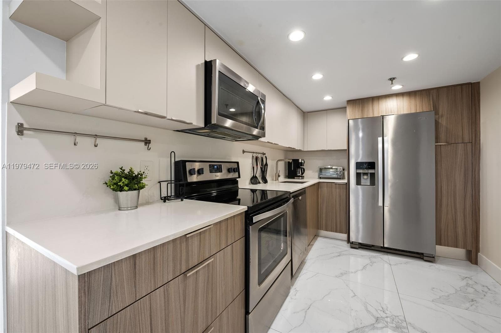 20505 E Country Club Dr # 1231, Aventura FL 33180 — 12