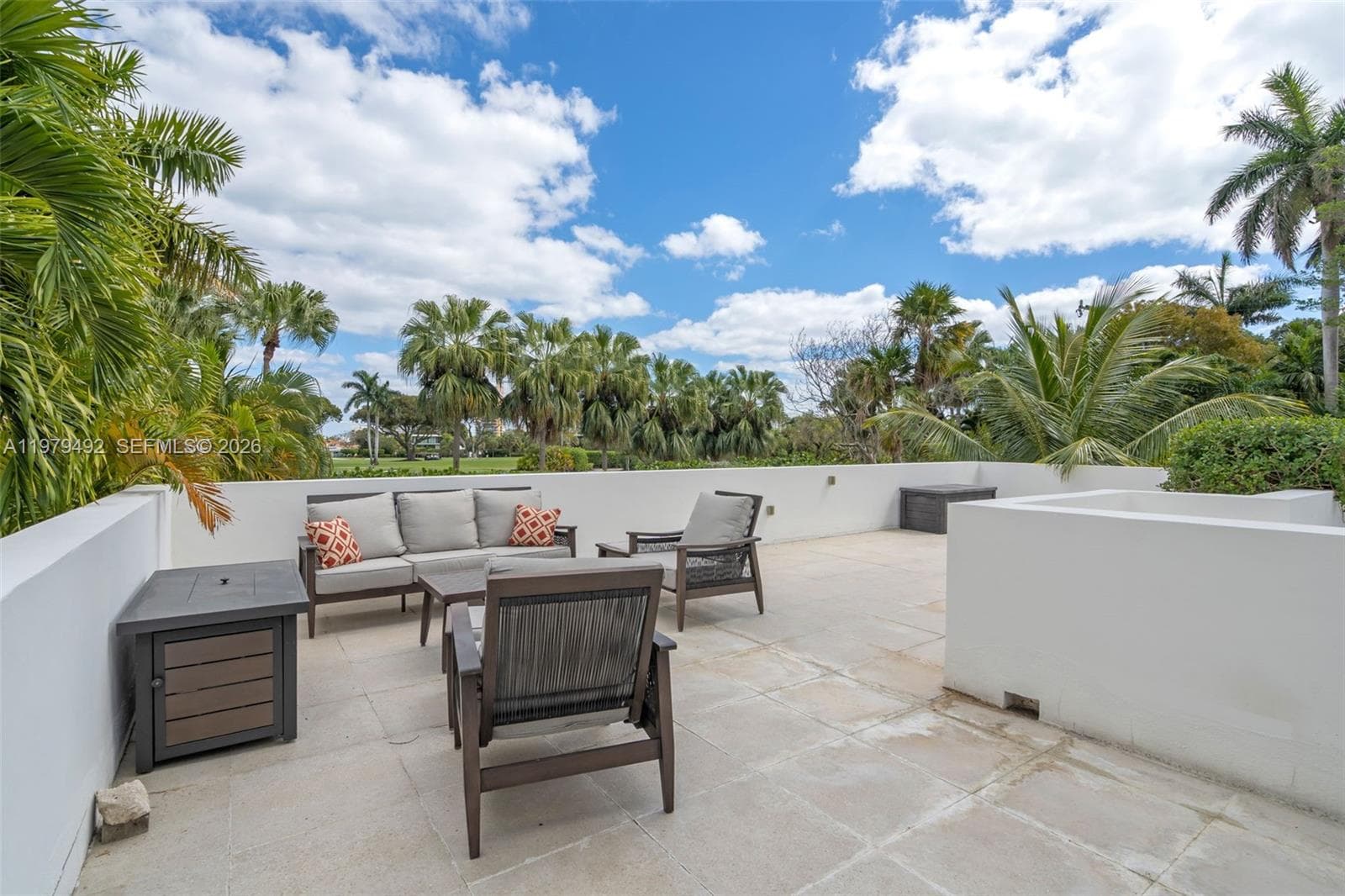 707 W 54th St, Miami Beach FL 33140 — 36