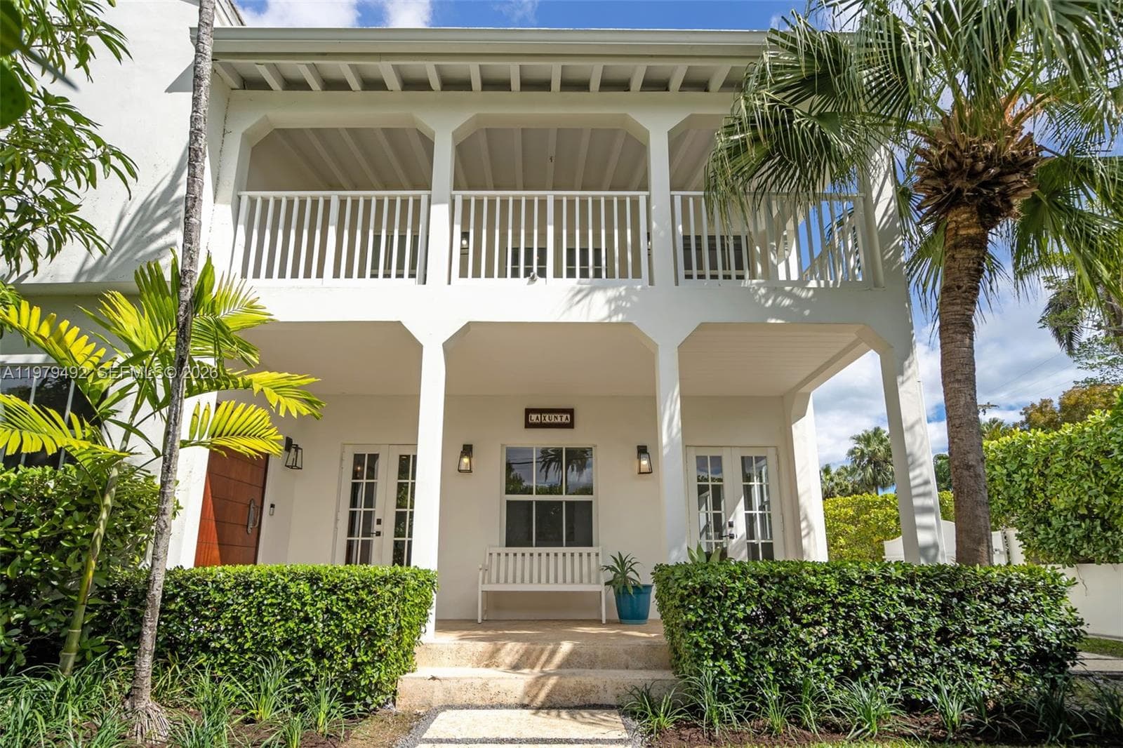 707 W 54th St, Miami Beach FL 33140 — 1