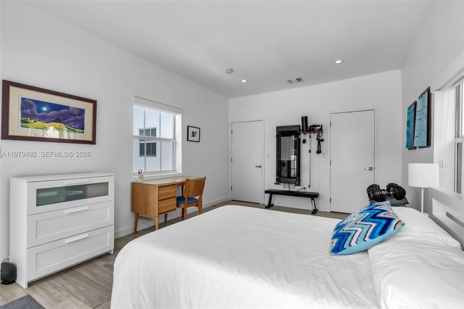 707 W 54th St, Miami Beach FL 33140 — 34