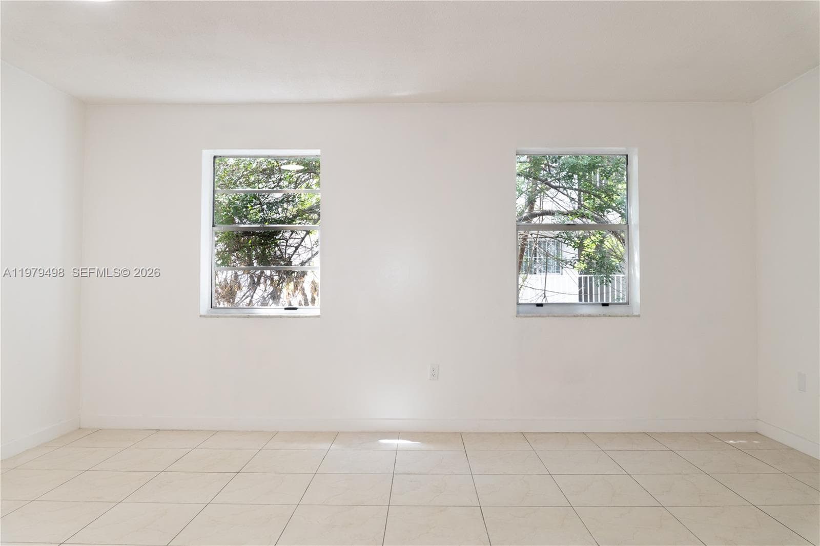 1525 NW 19th Ter # 15, Miami FL 33125 — 2