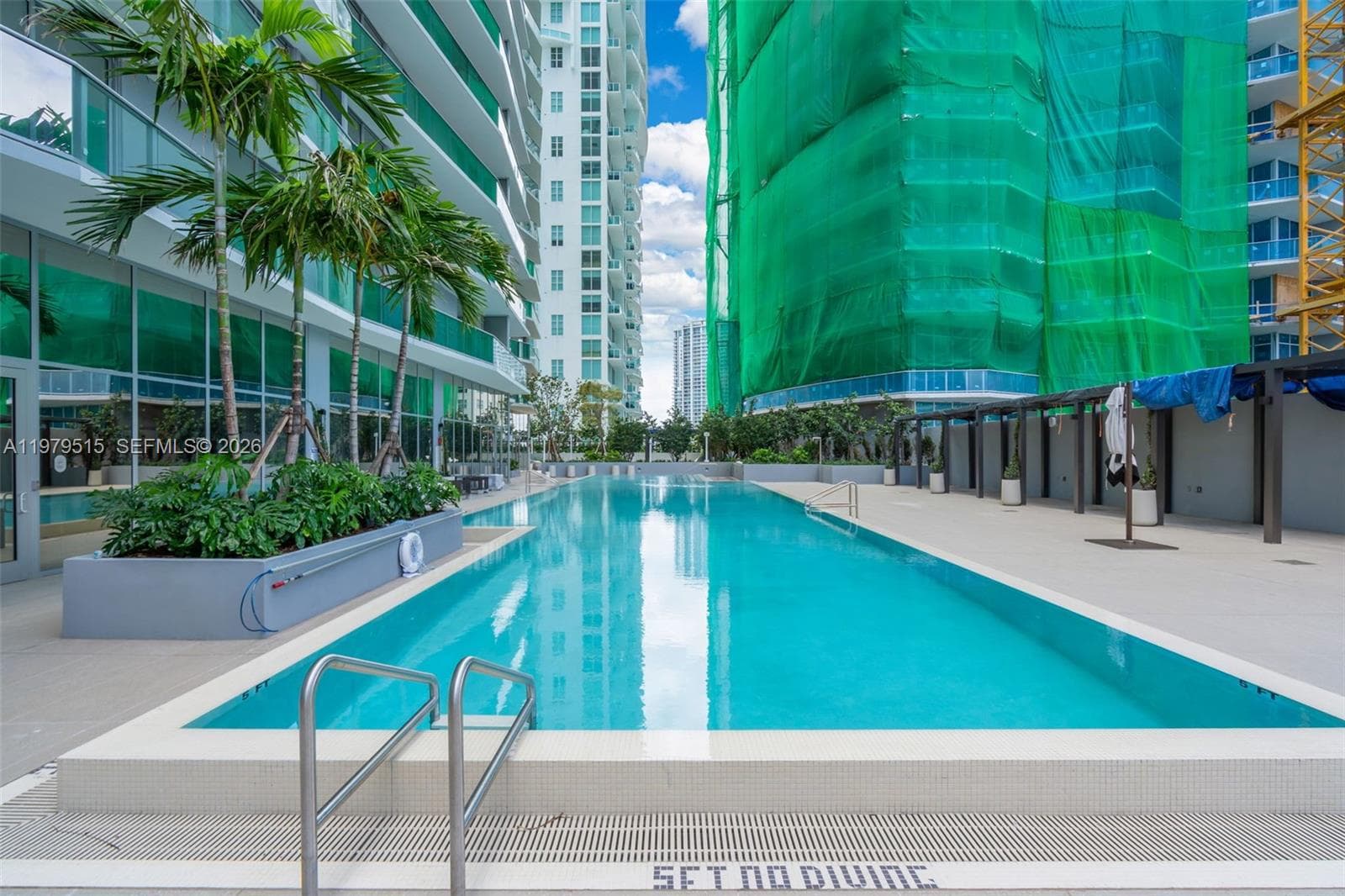 77 SE 5TH ST # 2405, Miami FL 33131 — 47