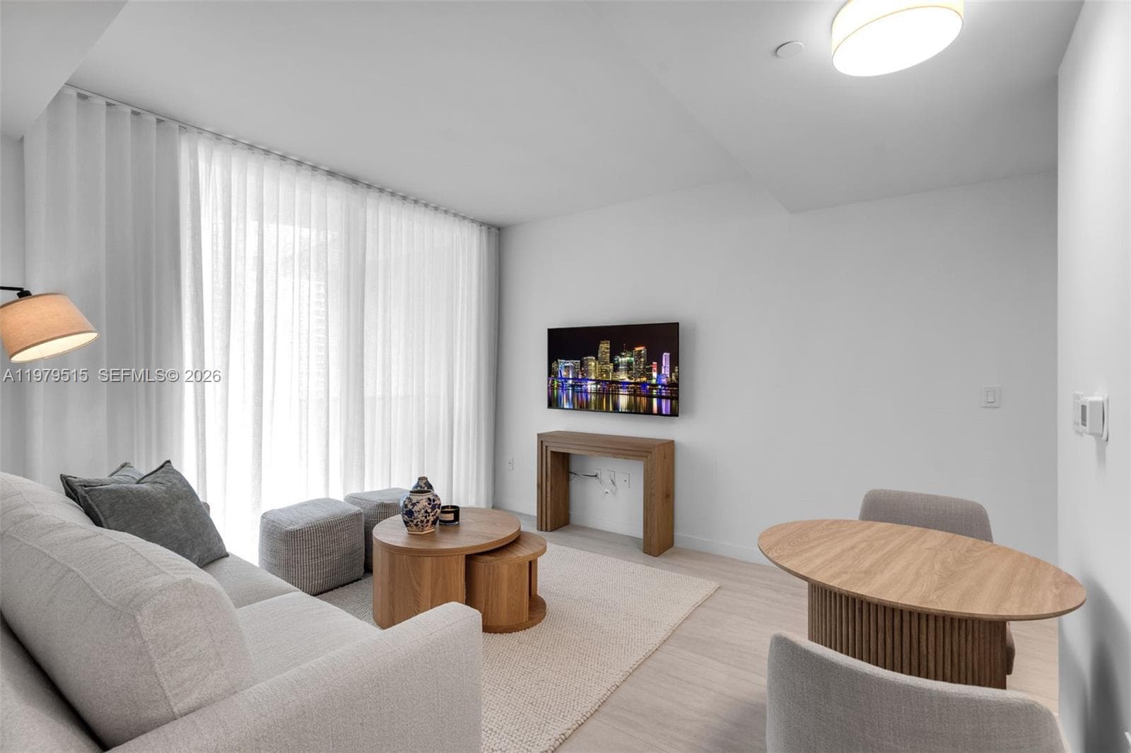 77 SE 5TH ST # 2405, Miami FL 33131 — 12