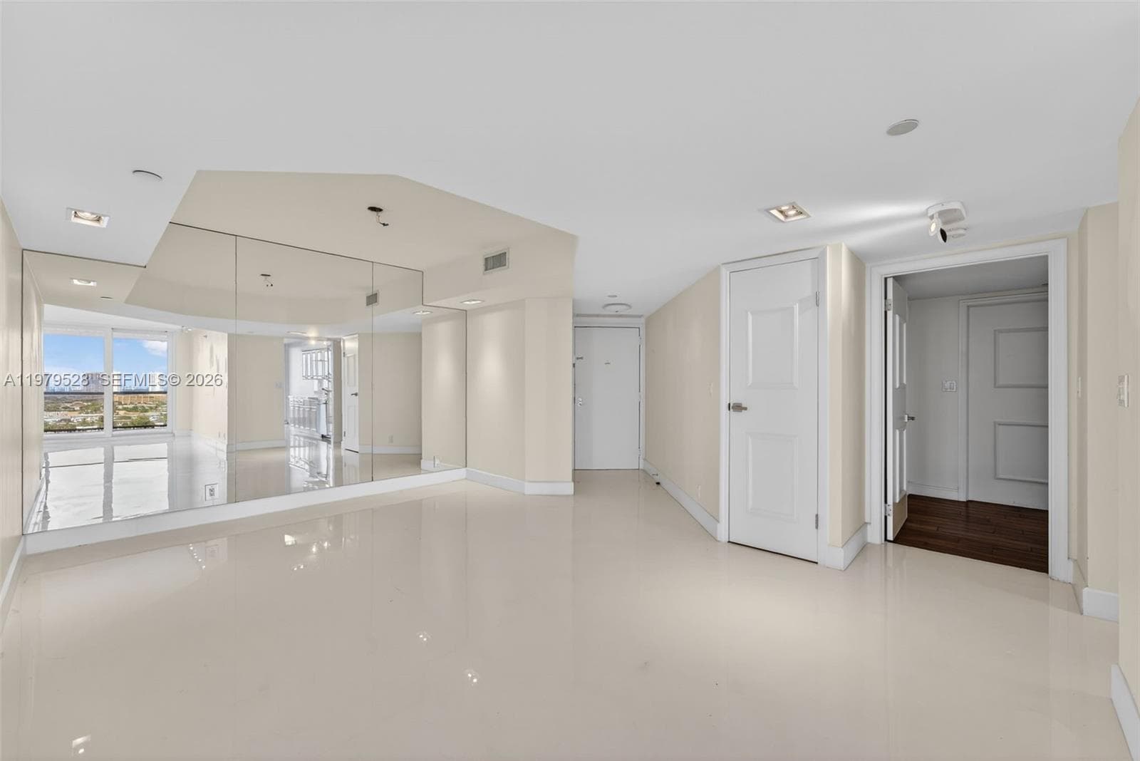 3600 Yacht Club Dr # 1802, Aventura FL 33180 — 6