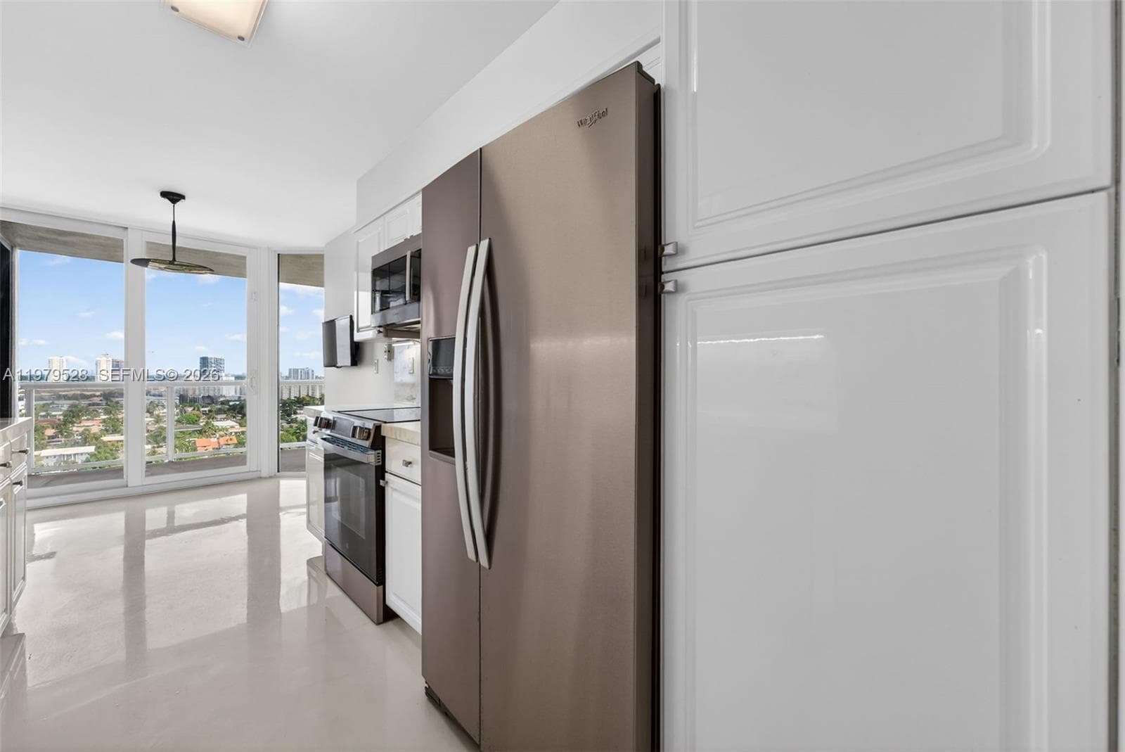 3600 Yacht Club Dr # 1802, Aventura FL 33180 — 13