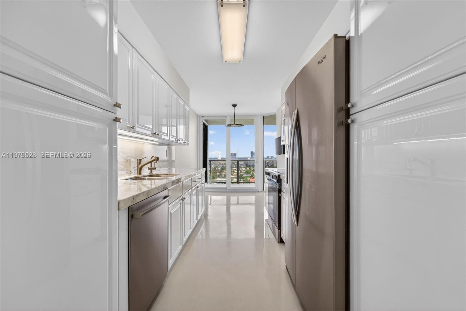 3600 Yacht Club Dr # 1802, Aventura FL 33180 — 12