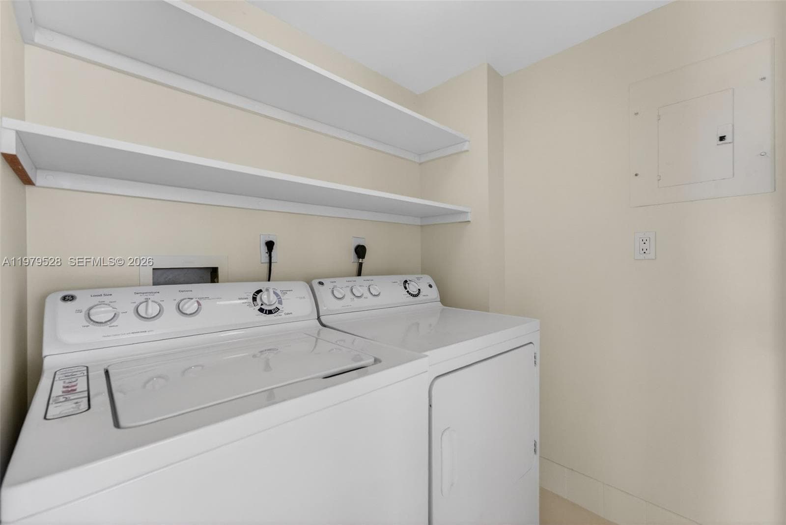 3600 Yacht Club Dr # 1802, Aventura FL 33180 — 25